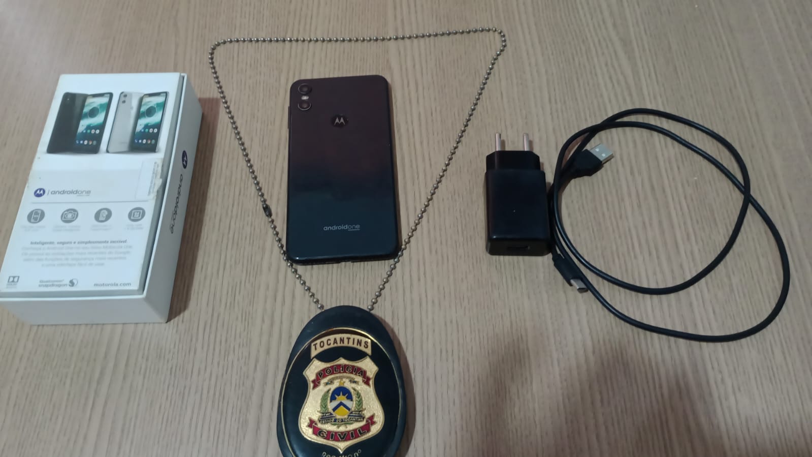 em-alvorada,-policia-civil-recupera-aparelho-celular-furtado-e-prende-autor-do-crime
